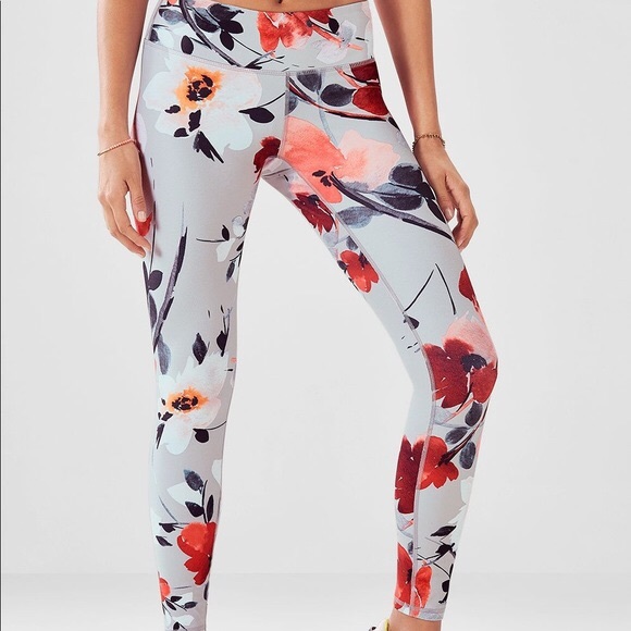 fabletics red leggings